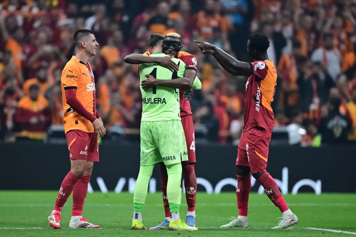 Yıldız futbolcu Galatasaray'dan ayrılacağını açıkladı: Yarın son maçıma çıkıyorum