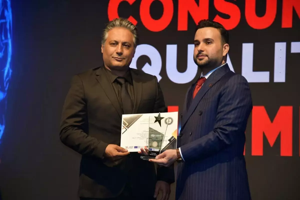 'Yılın en iyi bilişim uzmanı' ödülü Emre Hasan Ateş'e verildi