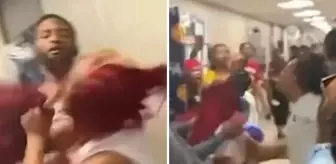 Anaokulu mezuniyetinde veliler kavga etti, çocuklar 'Durun!' diye çığlık attı