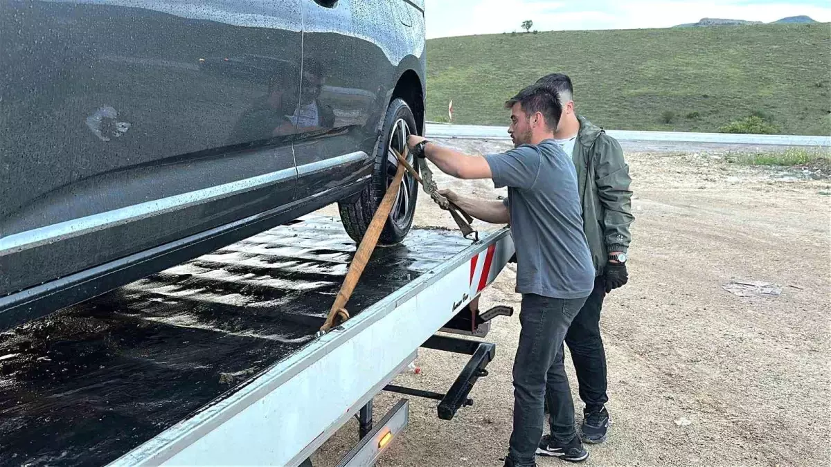 Çubuk'ta Kafa Kafaya Çarpışma: 1 Ölü, 1 Yaralı