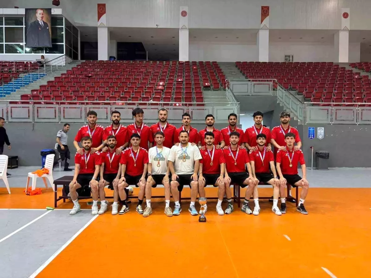 Atatürk Üniversitesi Salon Futbolu Türkiye Şampiyonu Oldu