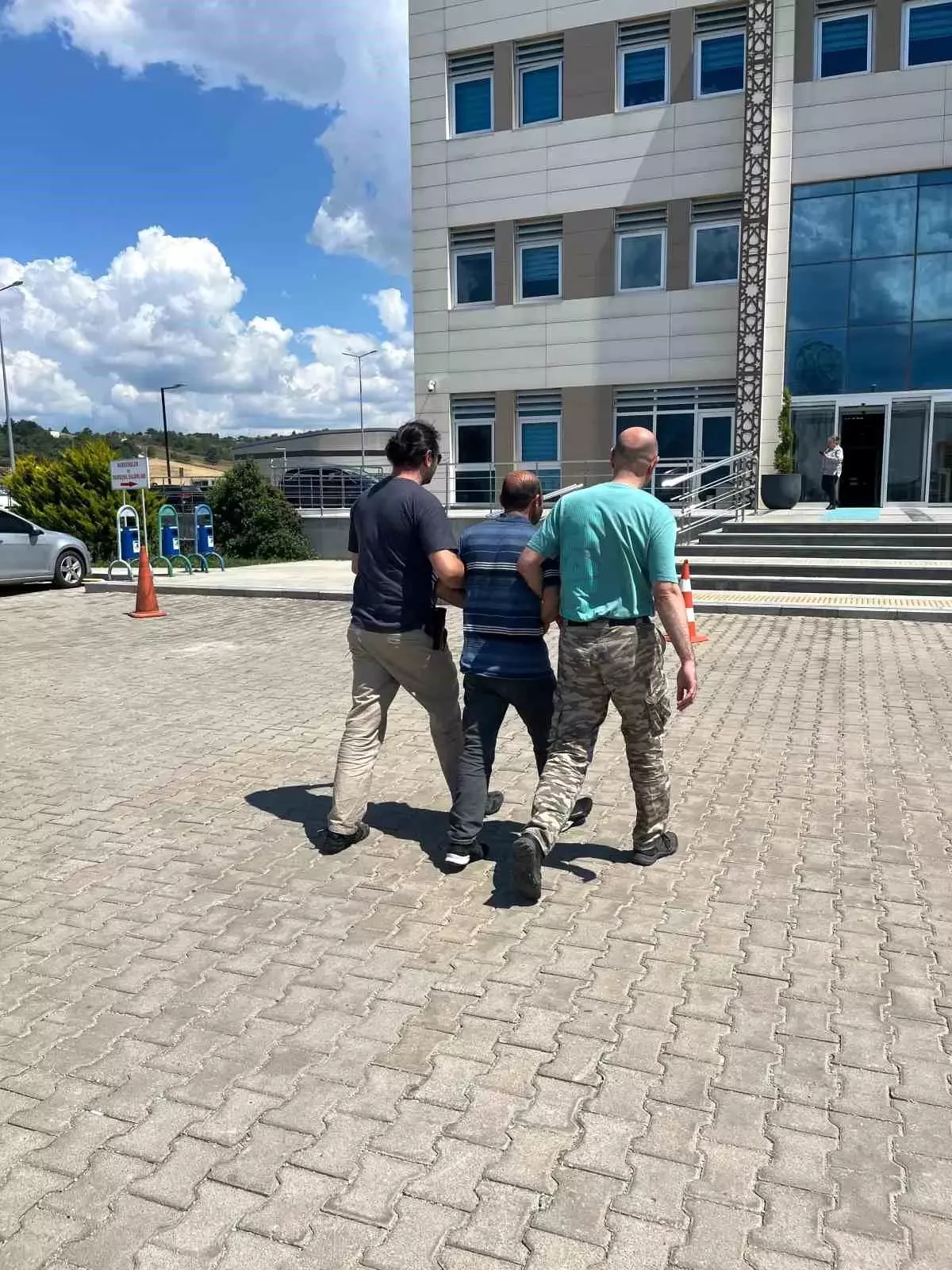 Çanakkale'de Uyuşturucu Ticareti Suçundan Aranan Kişi Yakalandı