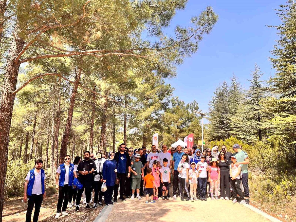 Bilecik'te Aile Yılı için Yürüyüş Etkinliği Düzenlendi