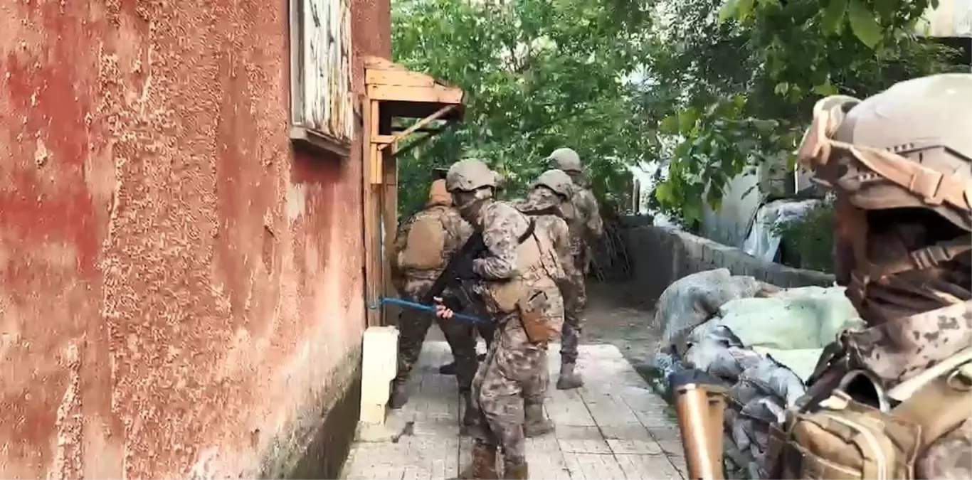 Bitlis'te Uyuşturucu Operasyonu: 6 Tutuklama