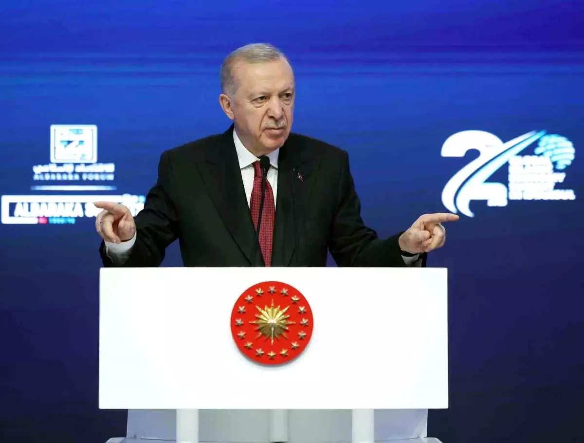 Cumhurbaşkanı Erdoğan: 'Faize dayalı ekonomik nizamın değişmesi için mücadeleden geri durmayacağız'