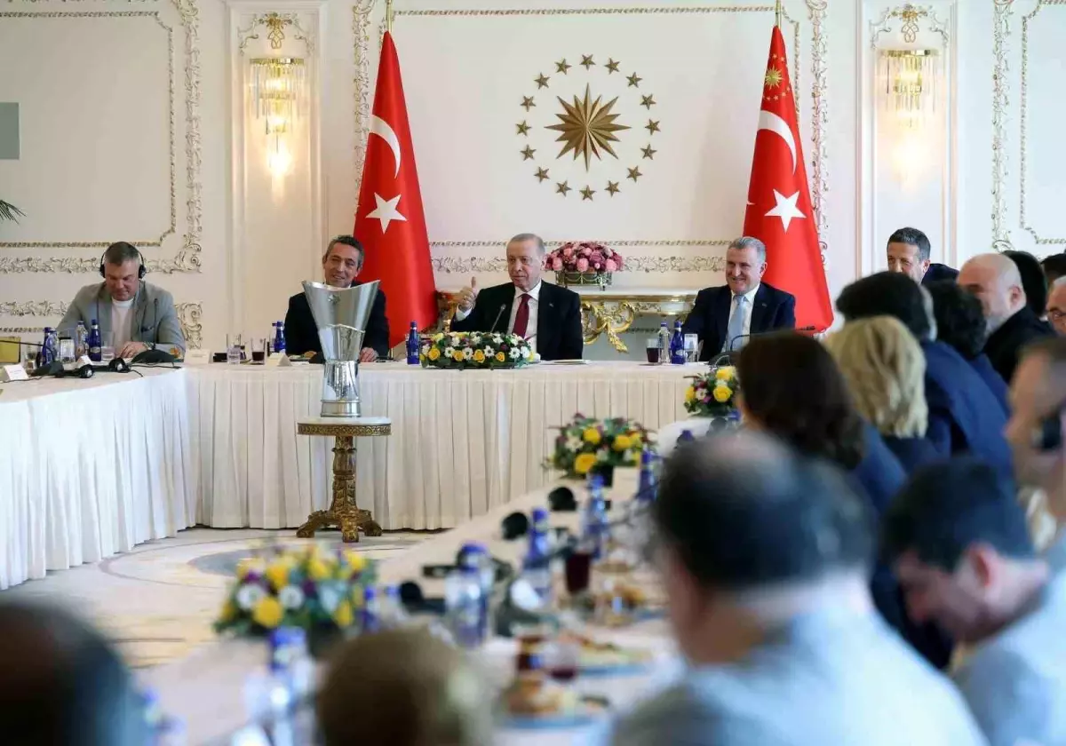 Cumhurbaşkanı Erdoğan, Fenerbahçe heyetini kabul etti