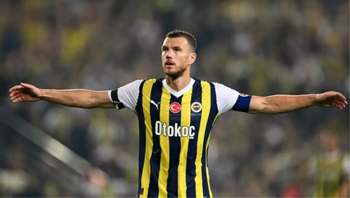 Dzeko gitti mi, nereye hangi takıma gitti? Dzeko Fenerbahçe'den ayrıldı mı?