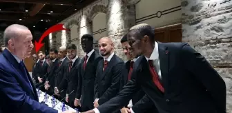 Erdoğan'ın Galatasaray'ı kabul ettiği toplantıdaki gizemli ismin kim olduğu ortaya çıktı