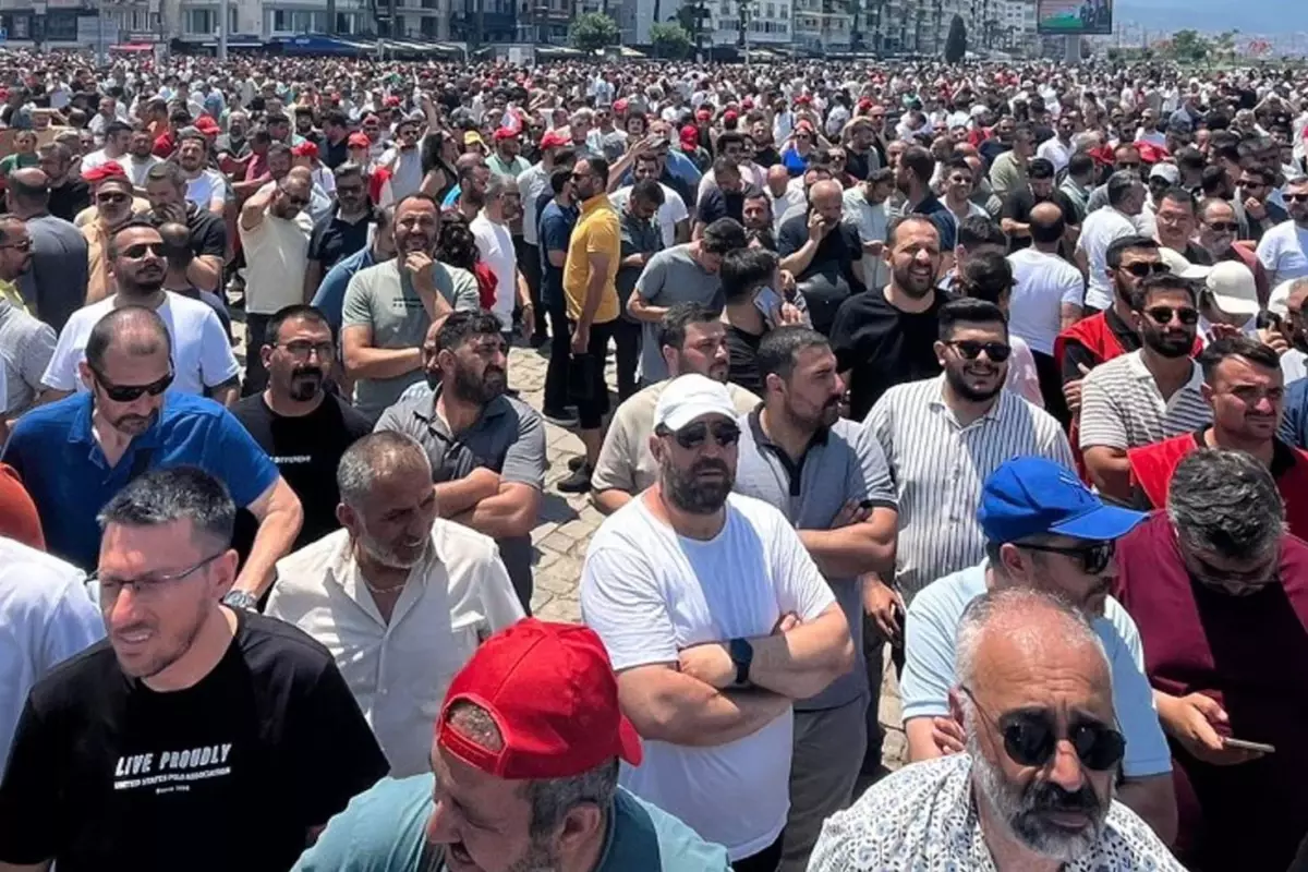 İzmir'deki grev kaosu! Belediye 59 bin TL veriyor, sendika 82 bin TL istiyor