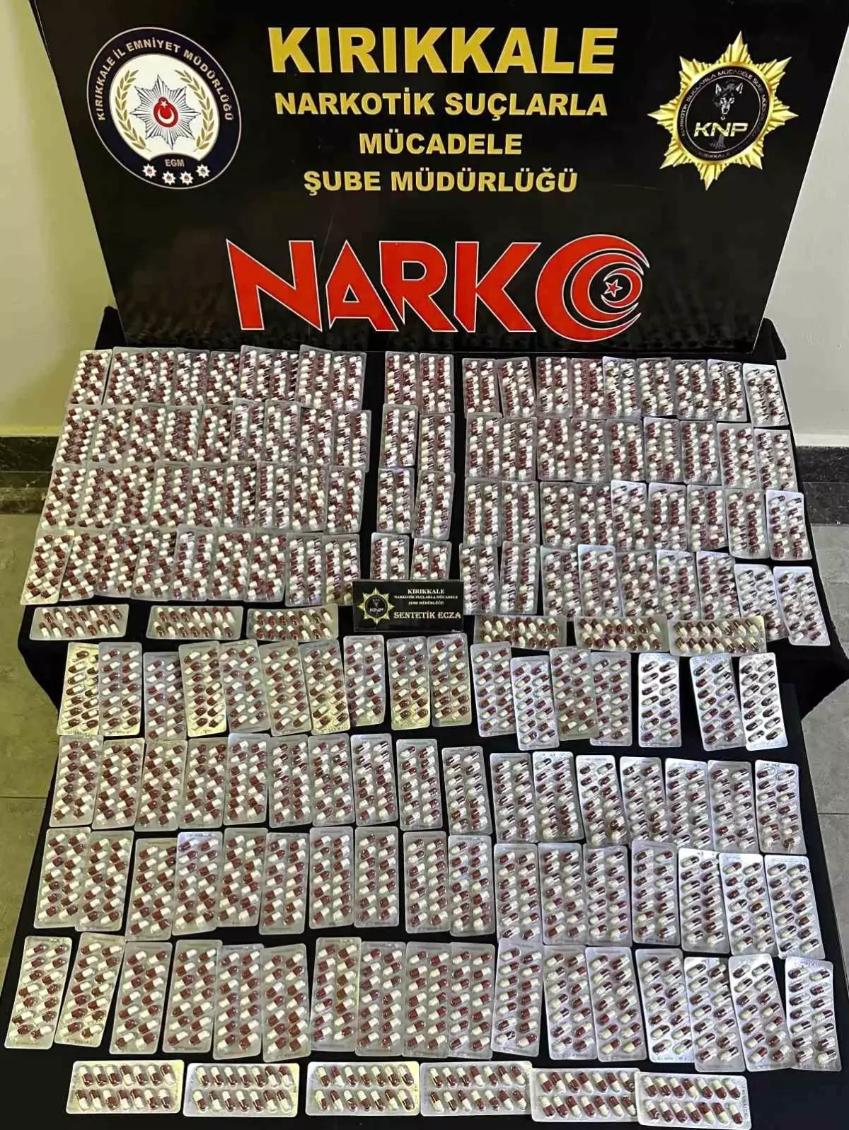 Kırıkkale'de Uyuşturucu Operasyonu: 2240 Sentetik Ecza Ele Geçirildi