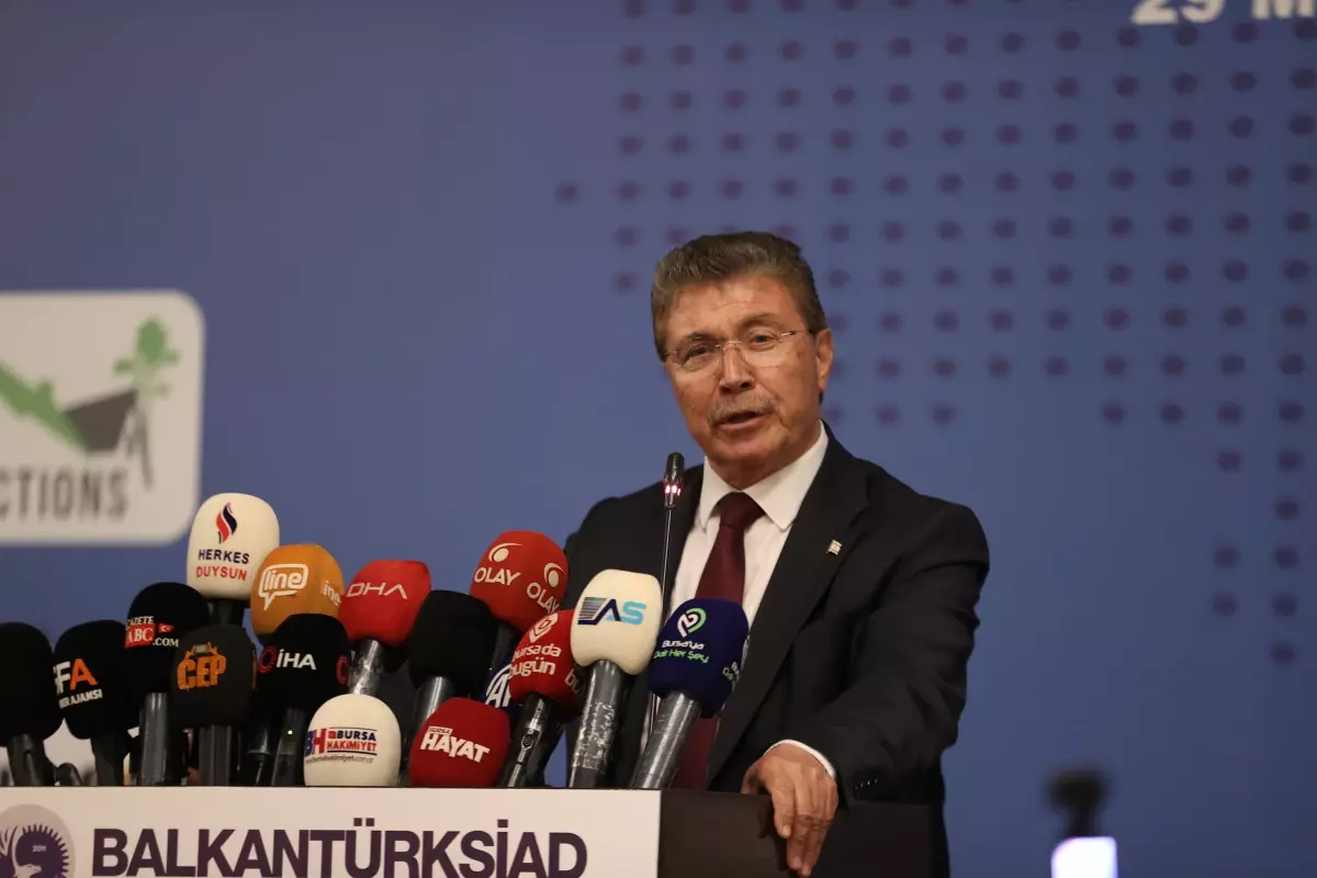 KKTC Başbakanı Ünal Üstel: Rum ve Yunan Lobisi Kıbrıs Türklerine Baskı Yapıyor