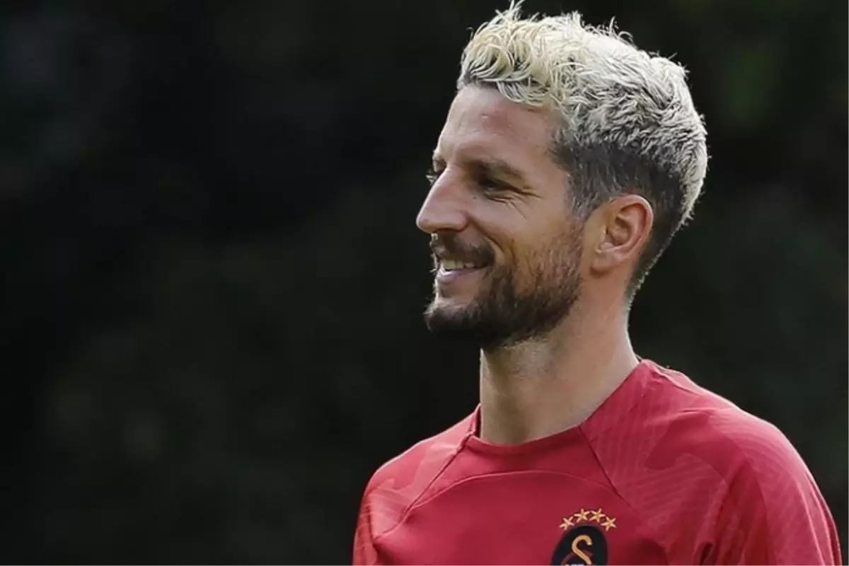 Mertens Galatasaray'dan gitti mi, ayrıldı mı? Mertens Galatasaray'a ne zaman gelmişti?