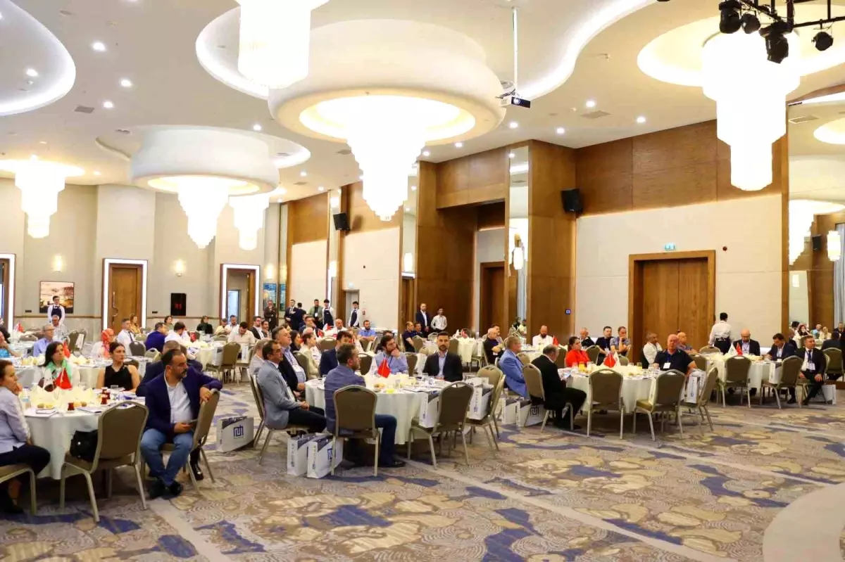 Muradiye OSB'de İHRACAT Başarısı Ödüllendirildi