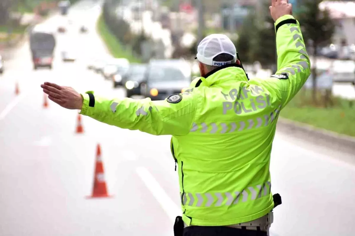 Samsun'da Kurban Bayramı İçin 7 Bin 243 Trafik Personeli Görevlendirildi