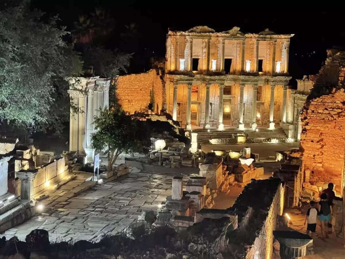 Gece Müze Uygulaması Başlıyor