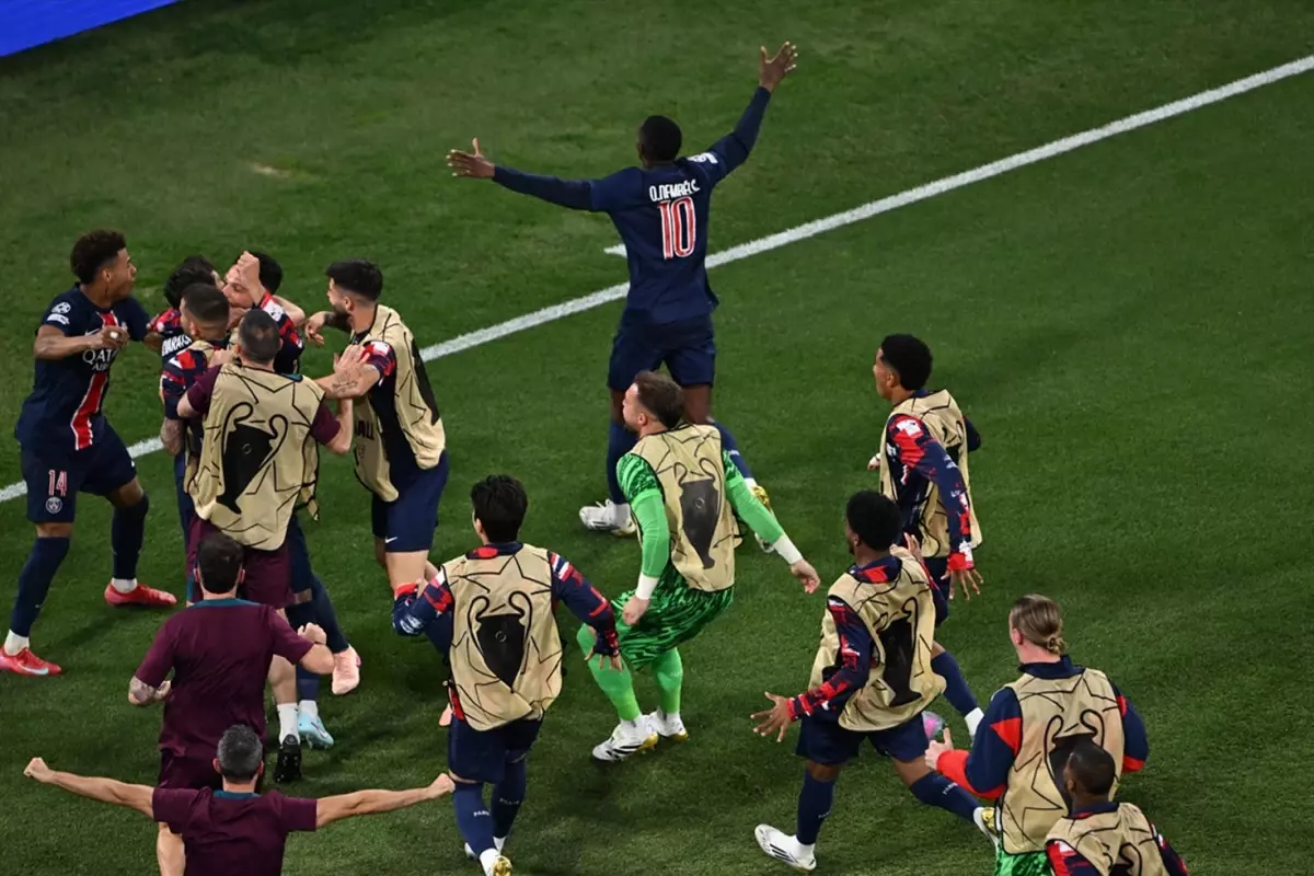 5 gollü tarihi zafer! Paris Saint-Germain Şampiyonlar Ligi şampiyonu