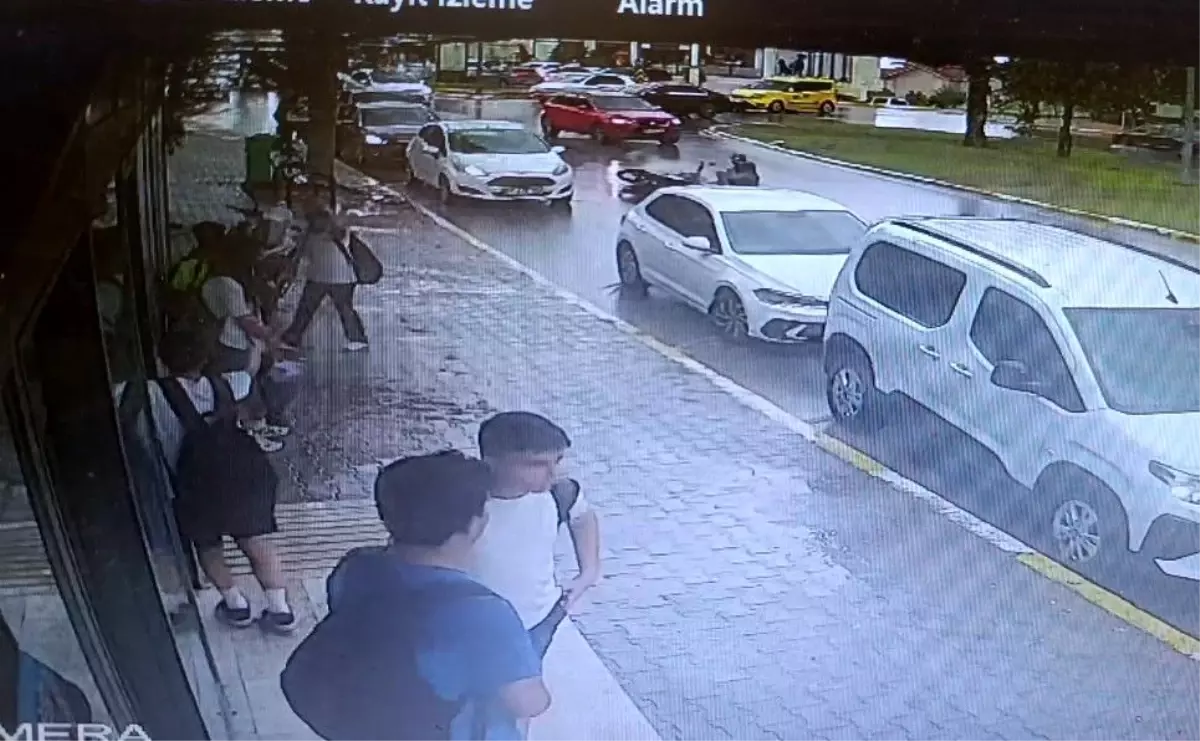 Antalya'da Alkollü Motosiklet Kazası: Sürücüye Cezalar Kesildi