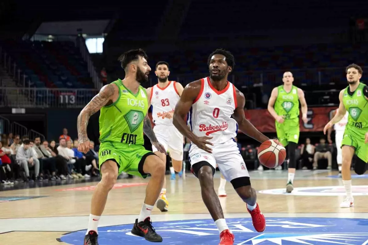 Bahçeşehir Koleji, TOFAŞ'ı 75-65 Yenerek Durumu Eşitledi