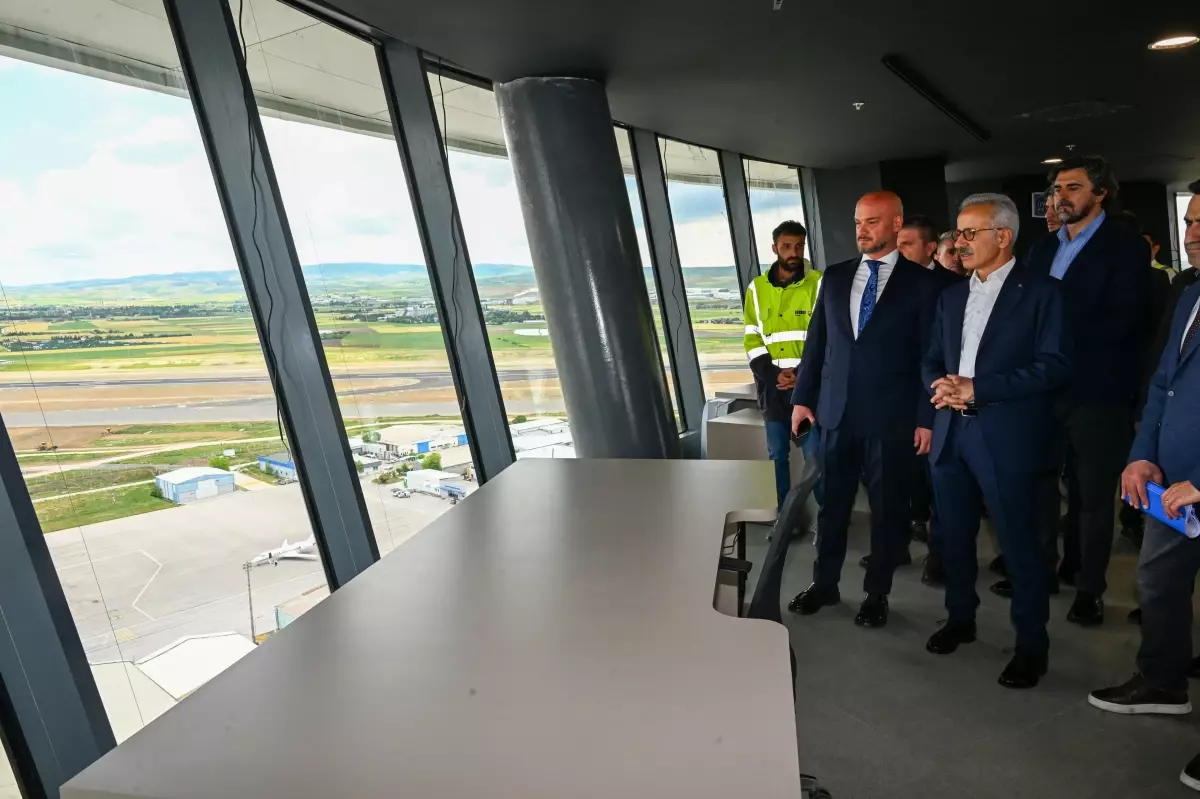 Esenboğa Havalimanı'nın Yolcu Kapasitesi 30 Milyona Yükselecek