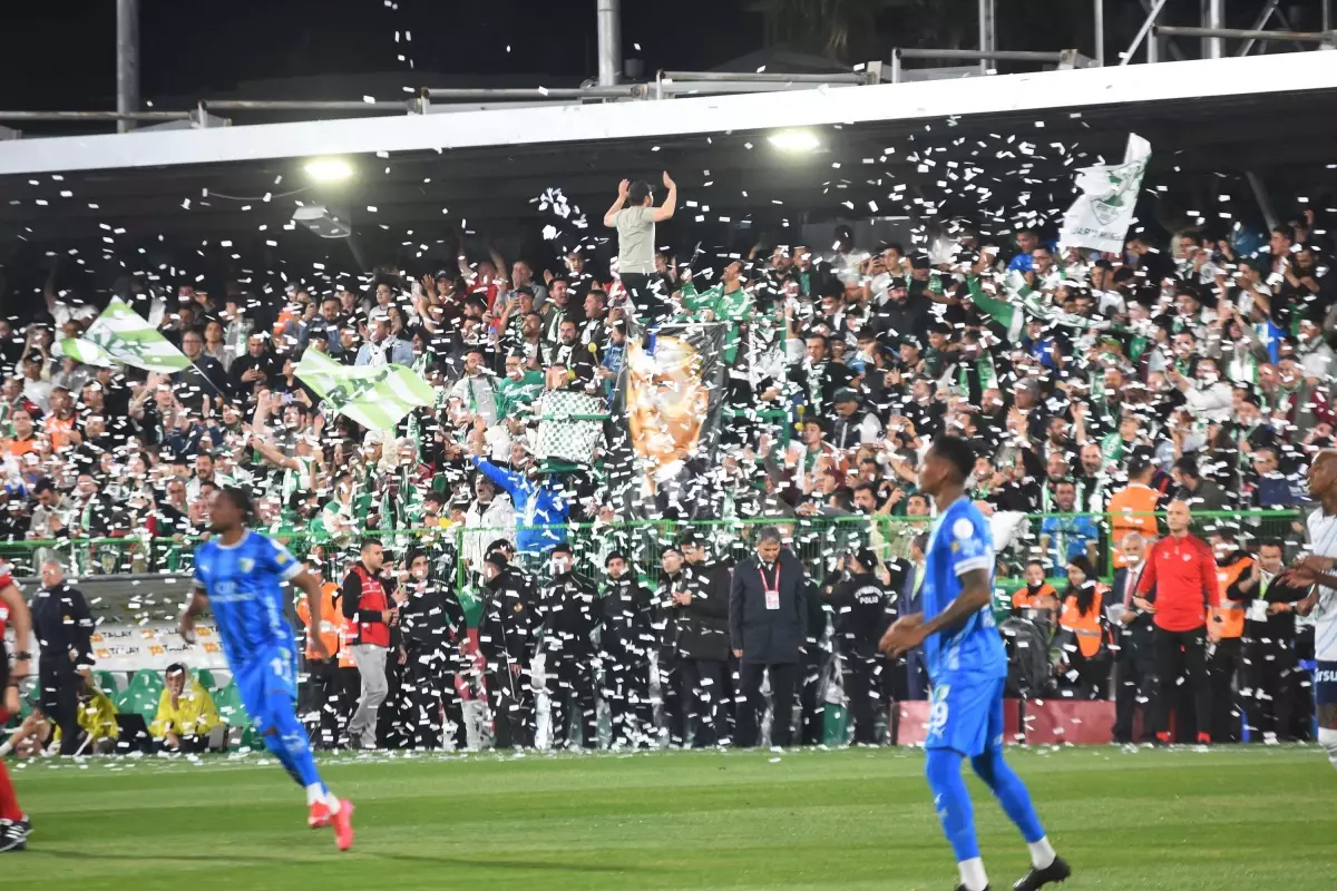Bodrum FK Süper Lig'e Veda Ediyor, Beşiktaş 3'üncülük İçin Mücadele Edecek