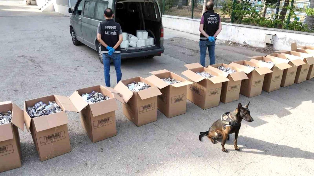 Mersin'de Uyuşturucu Operasyonu: 38 Bin 464 Sentetik Hap Ele Geçirildi