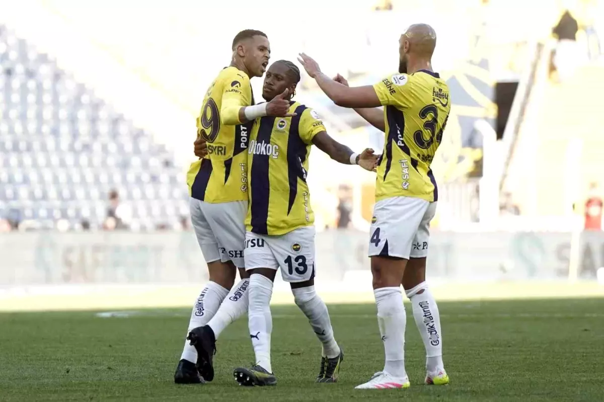 Fenerbahçe Sezonu Galibiyetle Tamamladı