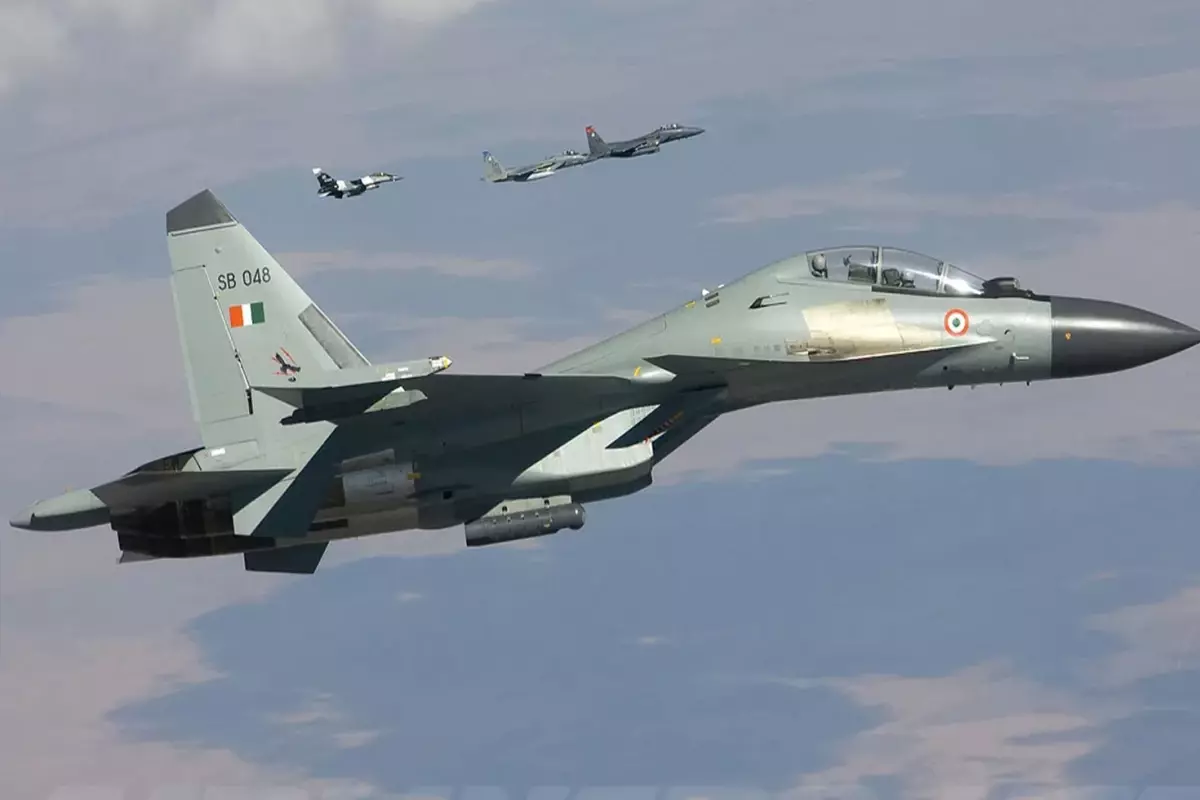Hindistan, savaş uçaklarının Pakistan tarafından düşürüldüğünü ilk kez doğruladı