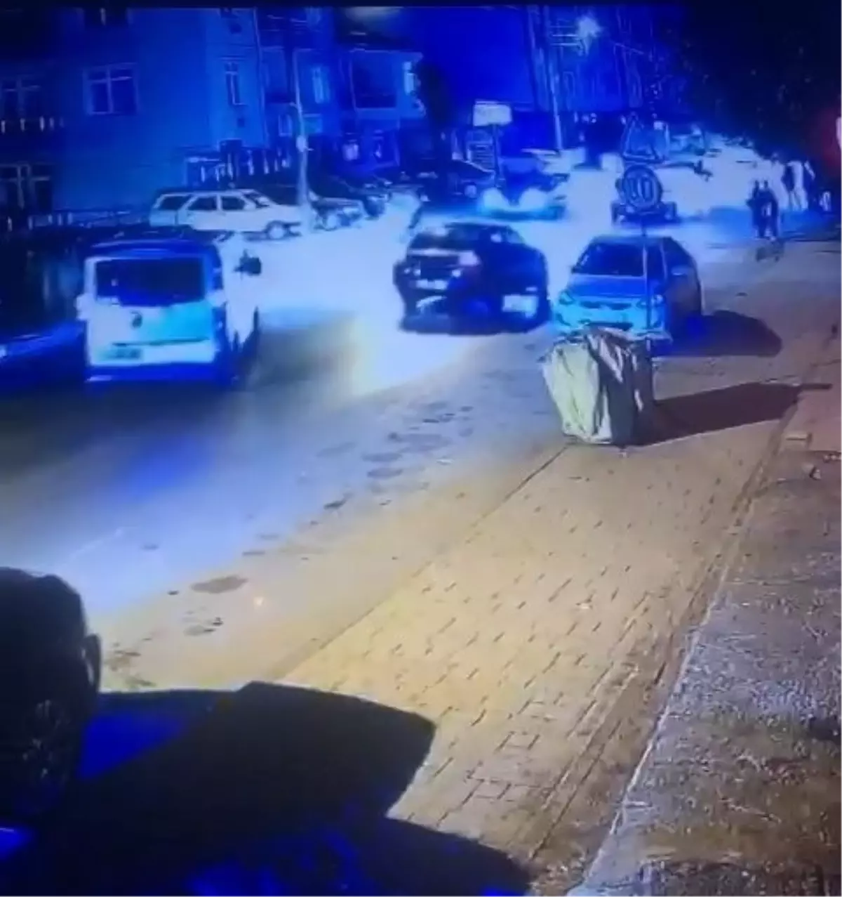 Kocaeli'de Motosiklet Kazasında 18 Yaşındaki Genç Hayatını Kaybetti