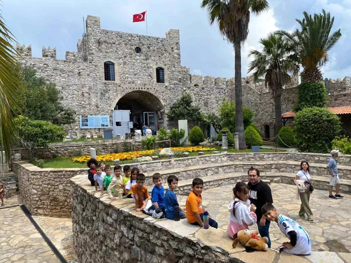 Muğla'da Çocuklar Sanatla Tarihi Buluştu