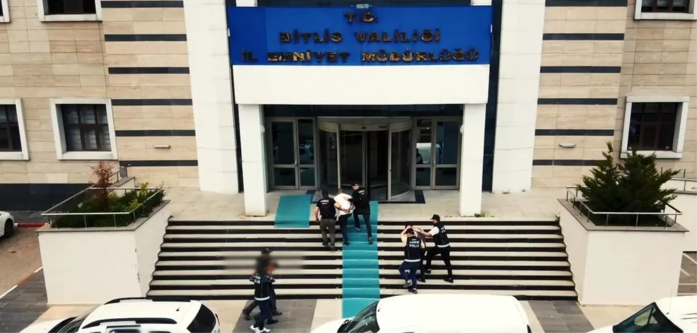 Bitlis'te 4 Kilo Skunk Uyuşturucu Ele Geçirildi