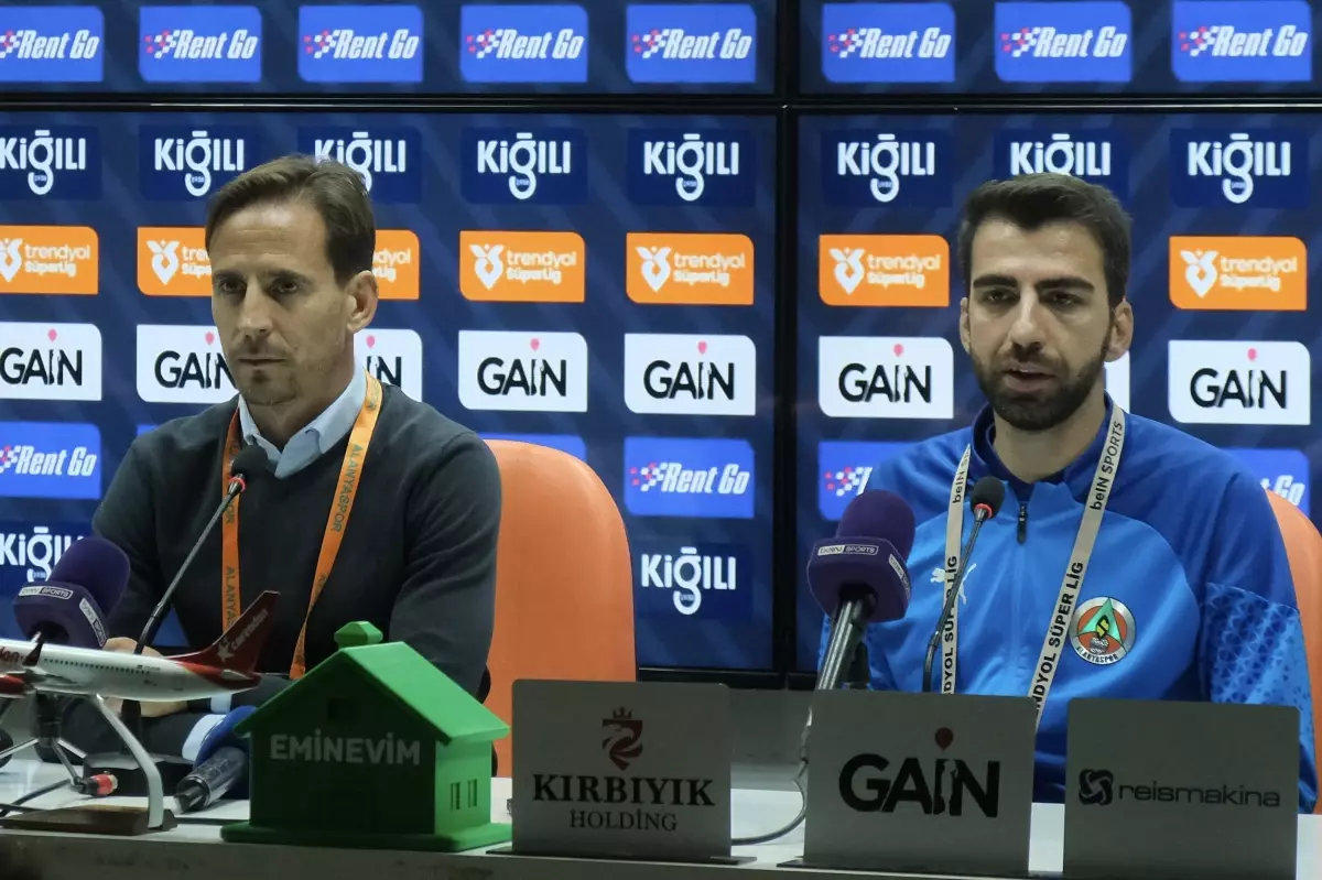 Alanyaspor, Sivasspor'u 2-0 Mağlup Etti