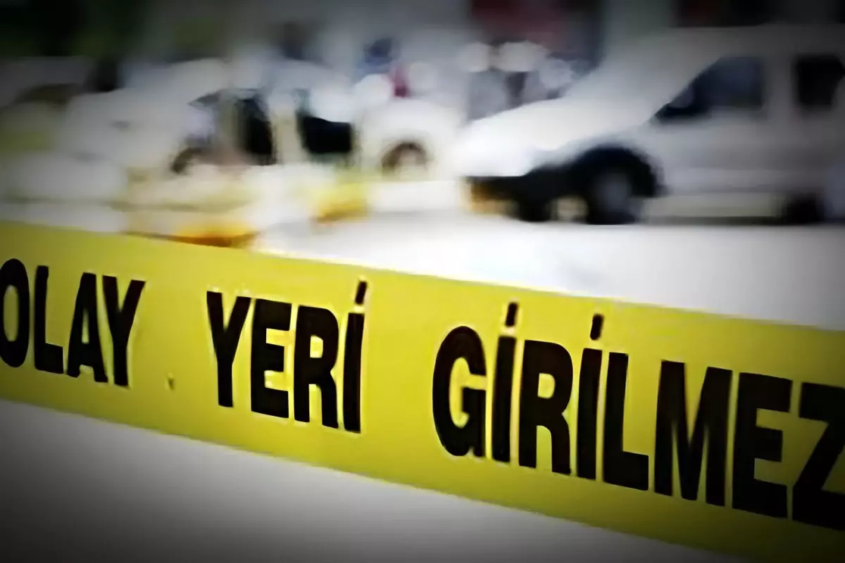 14 yaşındaki çocuk, babasını öldürdü, annesini yaraladı