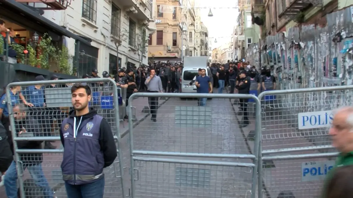 Gezi Parkı Olaylarının Yıl Dönümünde Taksim'de İzinsiz Eylem