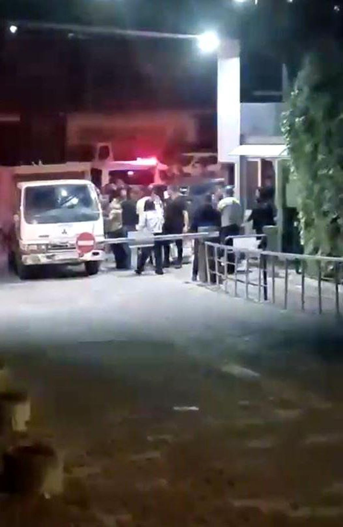 Esenyurt'ta Damat ve Güvenlikler Arasında Kavga: Hastane Krizi