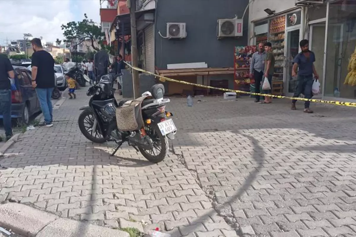 Hatay'da çocukların kavgasına aileler karıştı! 3 kişi yaralandı