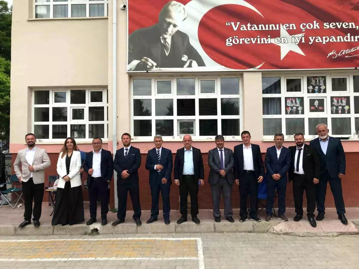 İznik'te Muhtarlık Seçimi: Nezir Poyraz Yeni Muhtar