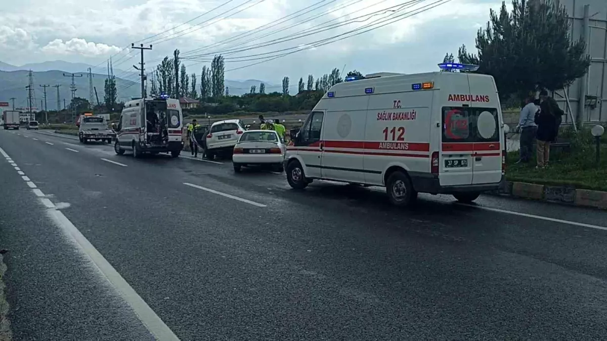 Kastamonu'da Trafik Kazası: 5 Yaralı