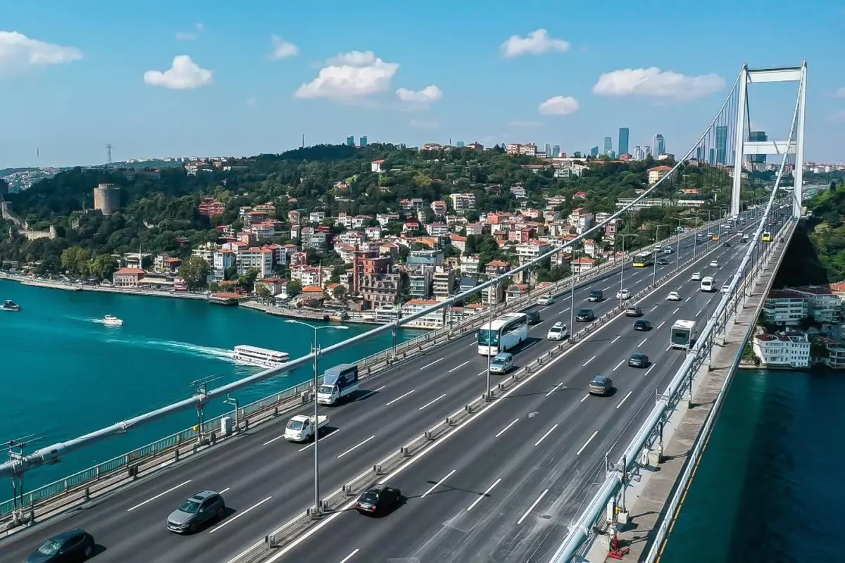 Kurban Bayramı'nda köprü, otoyol ve şehir içi toplu taşıma ücretsiz olacak