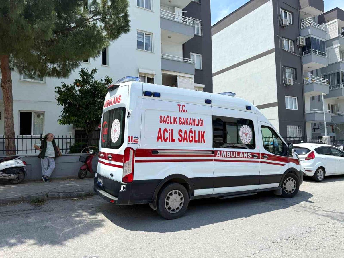 Kuşadası'nda bir kadın apartmanın girişinde ölü olarak bulundu