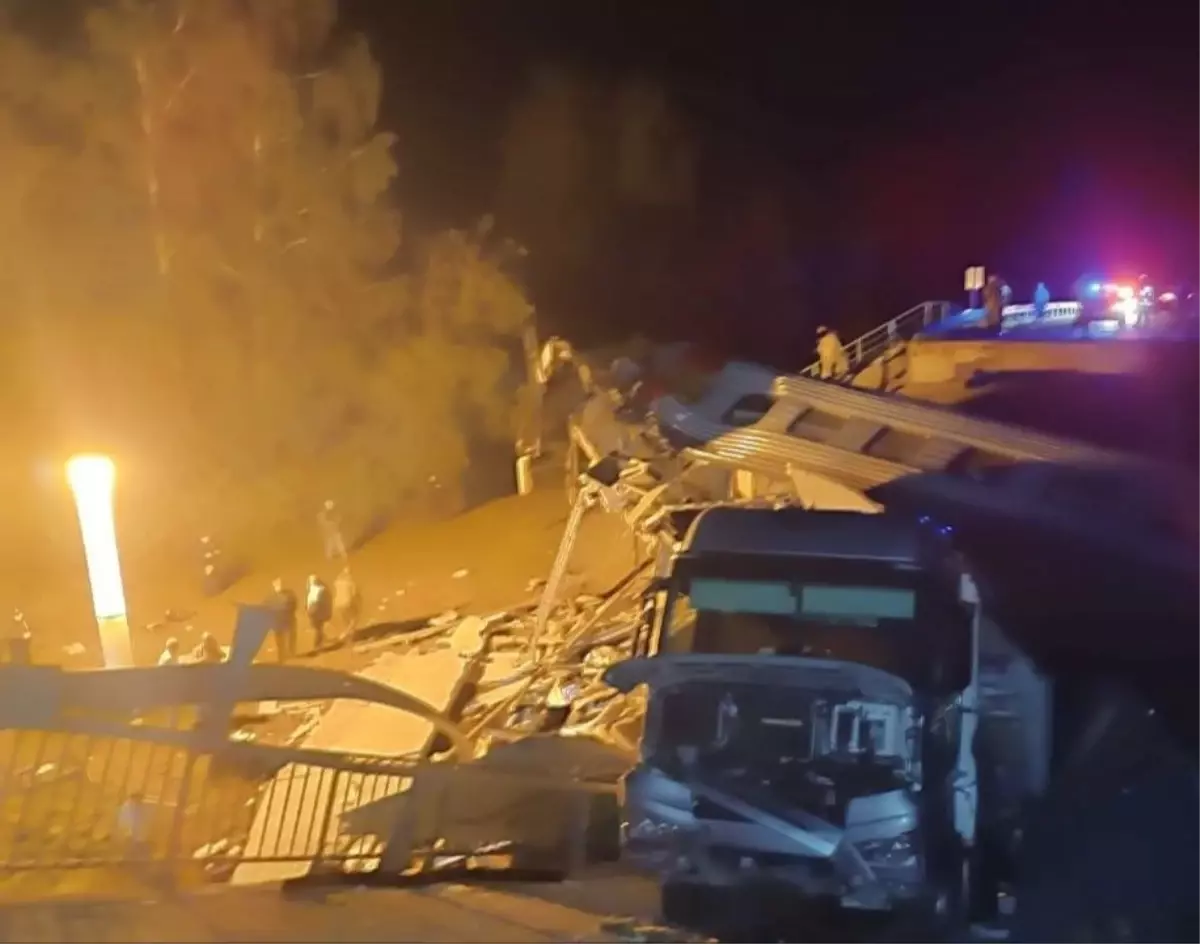 Bryansk'ta Köprü Çöktü: 7 Ölü, 69 Yaralı