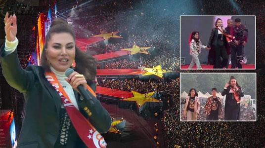 Şanlıurfa was flooded, Ebru Yaşar's concert was filled with fans! She came on stage like this, exciting tens of thousands of fans...