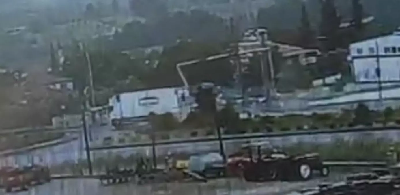 Muğla'da Trafik Kazası: Sürücü Hayatını Kaybetti, 3 Ağır Yaralı