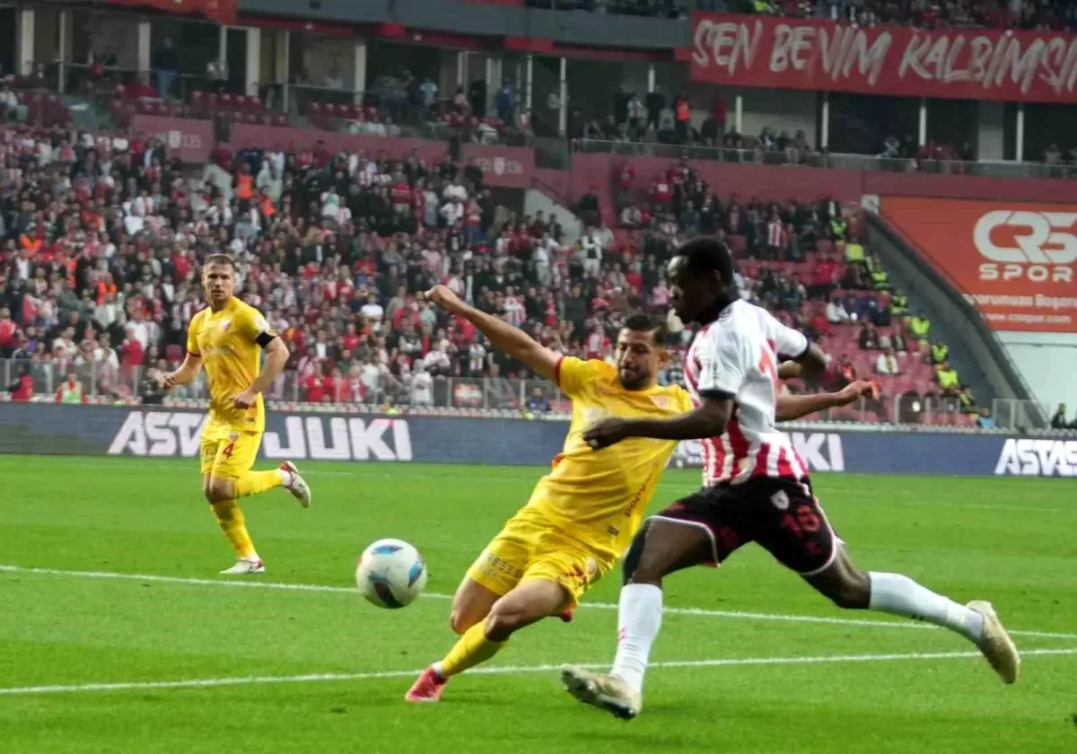 Samsunspor ve Kayserispor Golsüz Beraberlikle İlk Yarısını Tamamladı