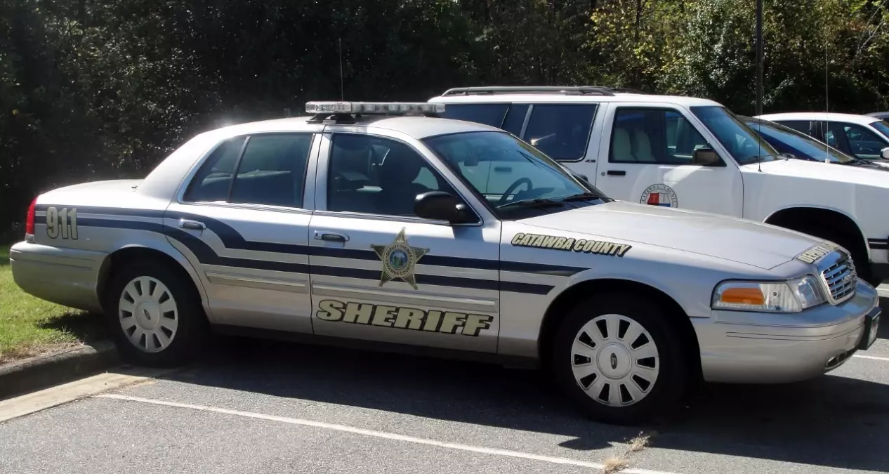 Catawba County'de Silahlı Saldırı: 1 Ölü, 11 Yaralı