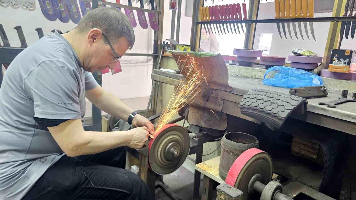 Kurban Bayramı Öncesi Bıçak Bileme Ustalarına Yoğun Talep