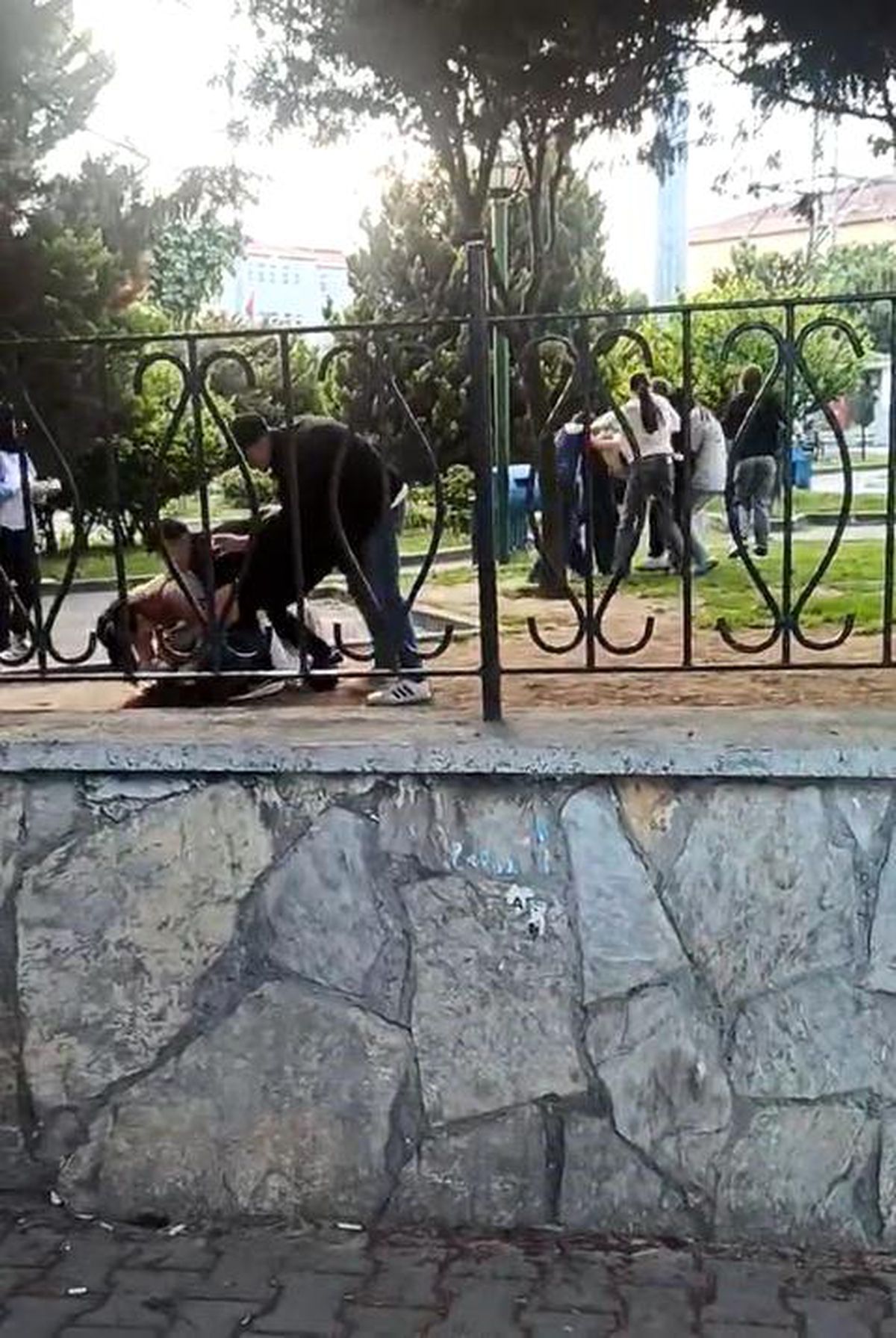 İstanbul Başakşehir'de Çocuk Kavgası Kamerada