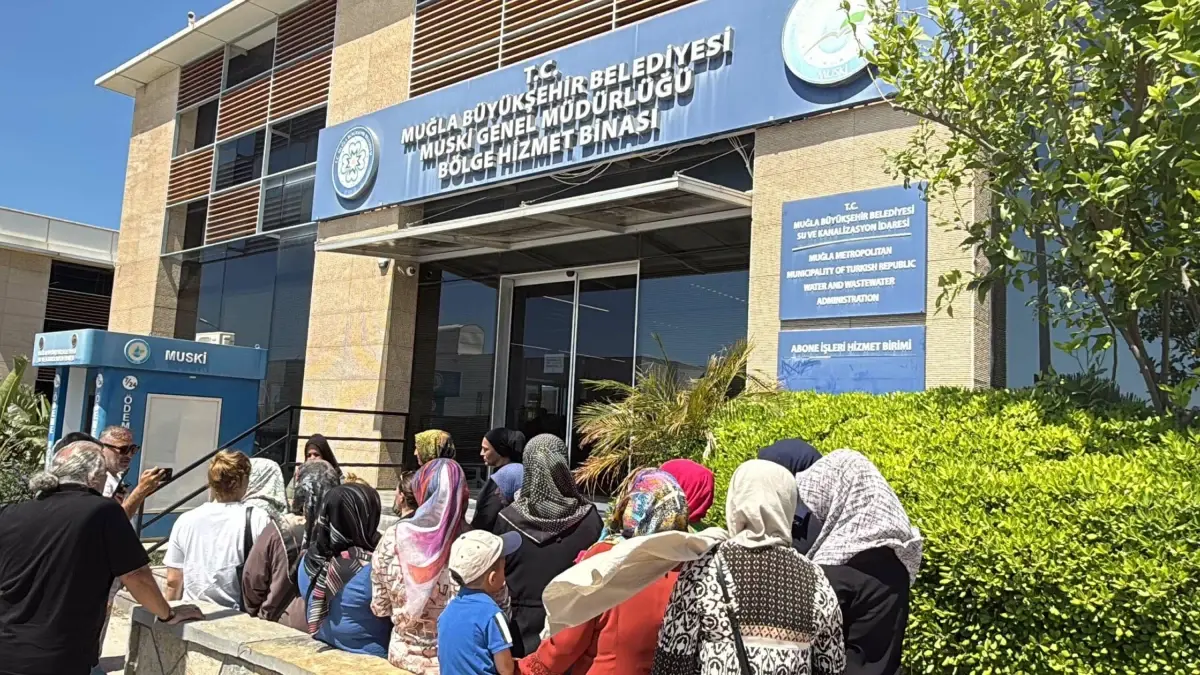 Bodrum'da Su Kesintileri Protesto Edildi