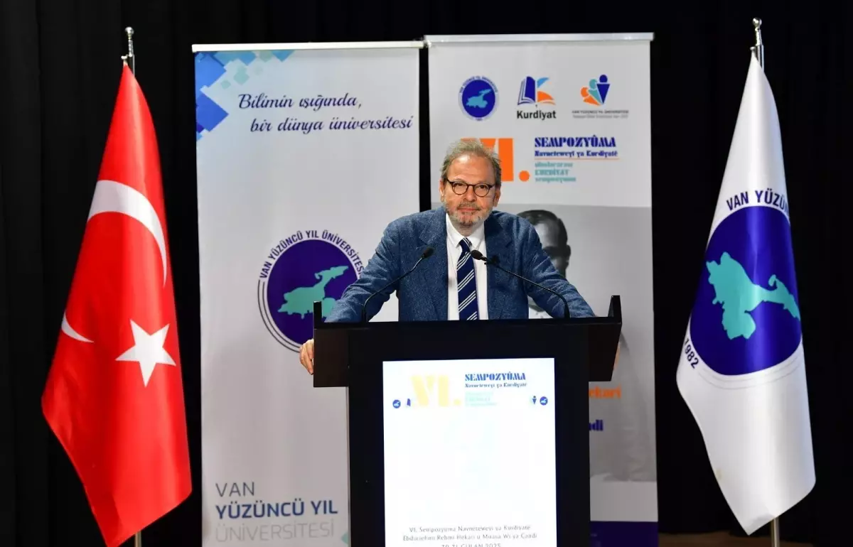 Cüneyd Zapsu'dan Van Yüzüncü Yıl Üniversitesi Öğrencilerine Çağrı