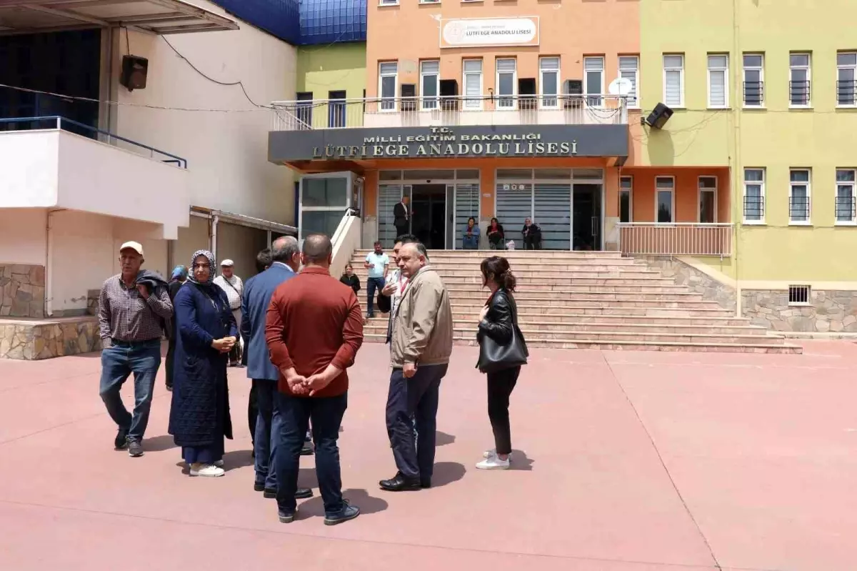 Denizli'de Muhtarlık Ara Seçimleri Yapıldı