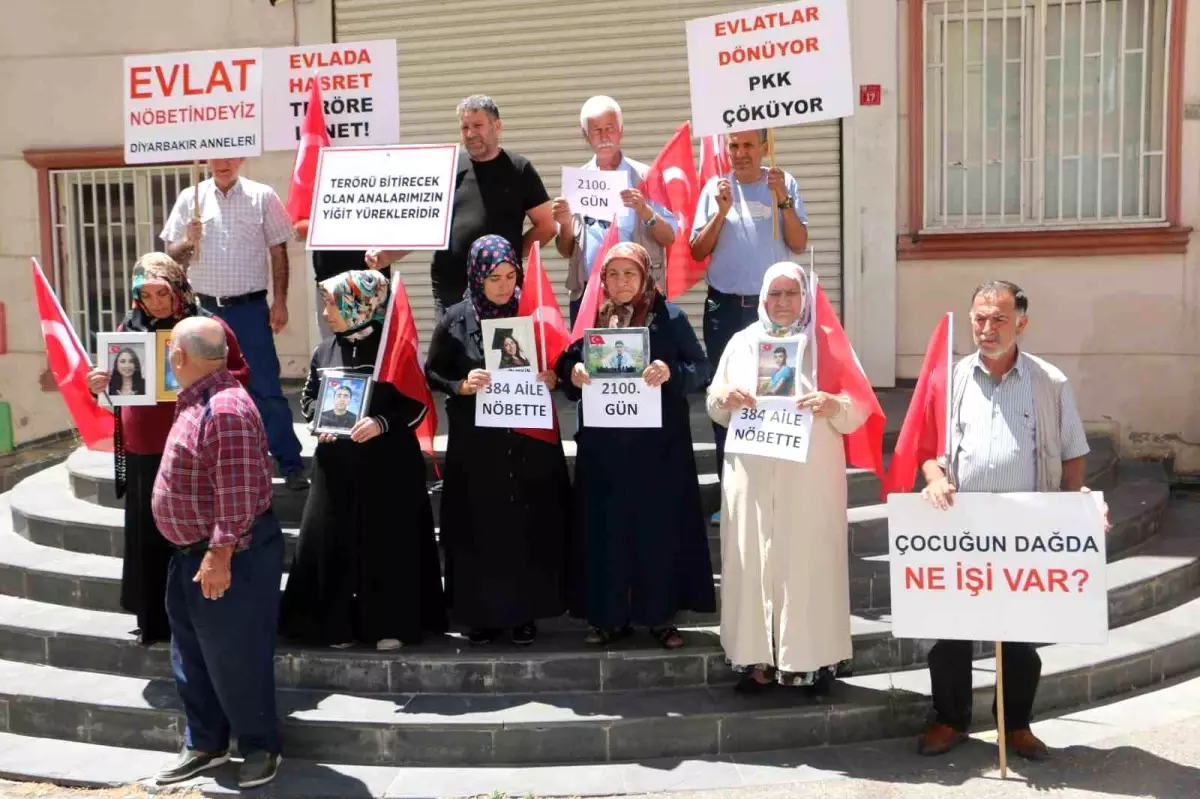 Diyarbakır'da Evlat Nöbeti 384. Aileyle Devam Ediyor